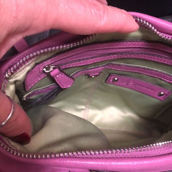 B Makowsky cross body bag - Picture 6 of 16